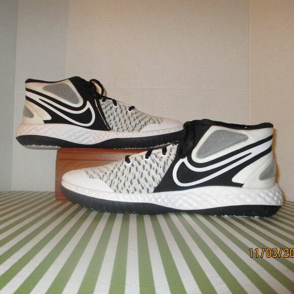 Nike Trey VIII High-top Sneakers - Picture 3 of 15